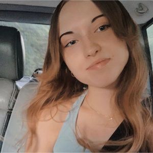 Meet your Posher, Savanah